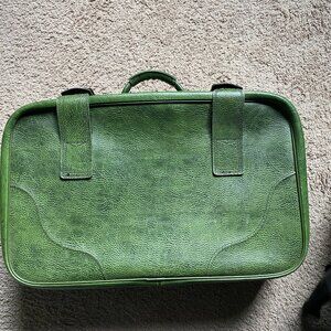 True 1970s Vintage Green Suitcase, Double Buckle, Fleur de lis Lining, Very Good